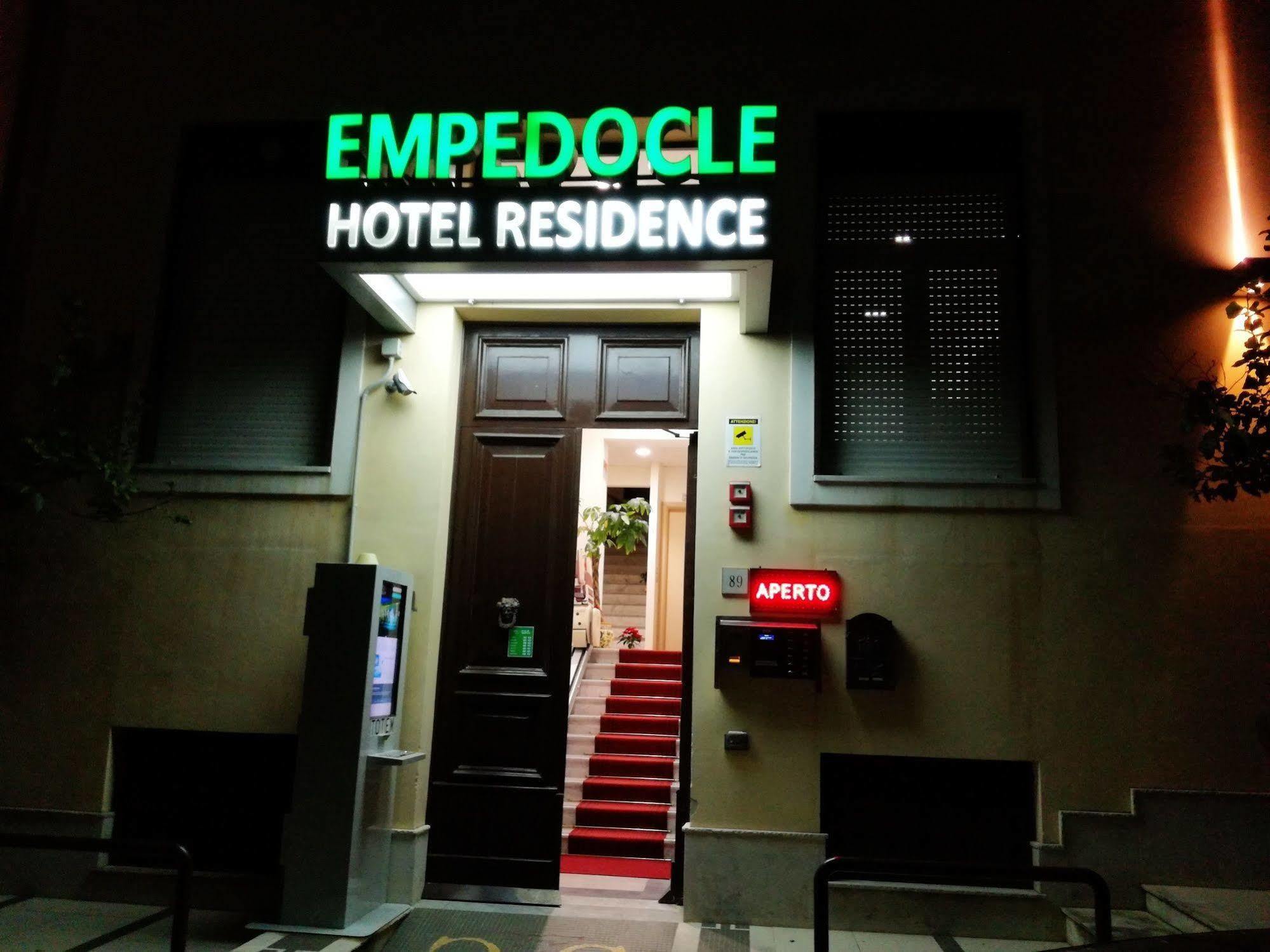 Hotel Residence Empedocle Messina Exteriör bild